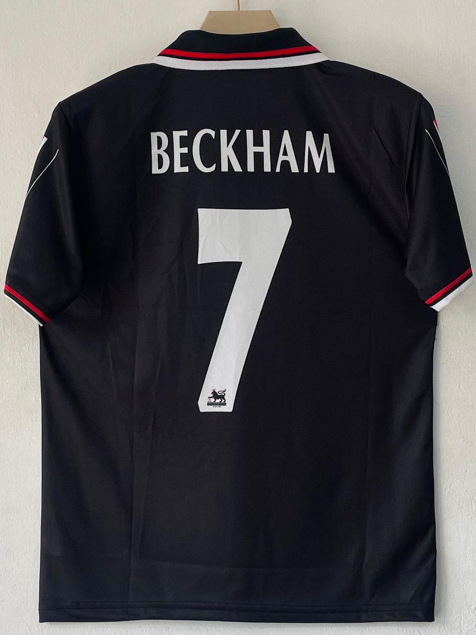 Manchester United Retro Jersey Half Sleeve Collar and Embroidery– Beckham No. 7 (Black Edition)